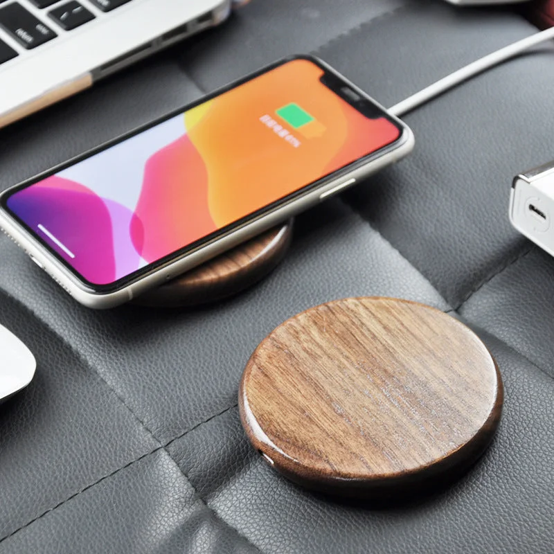 Wood bamboo 15W Fast Charging Wireless Charger for mobile phones