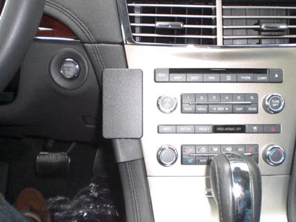 Center Dash Mount for Lincoln MKT