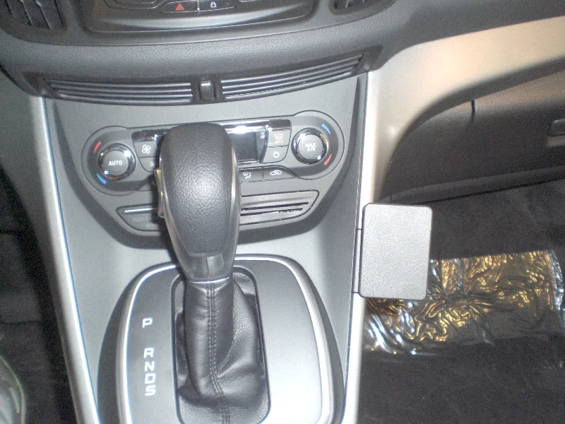 Angled Dash Mount for Ford C-Max, Escape/Escape Hybrid